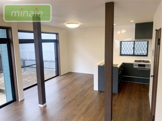 【居間・リビング】 | 平日・土日も見学できます　リフォーム〇　松飛台 | 販売現地