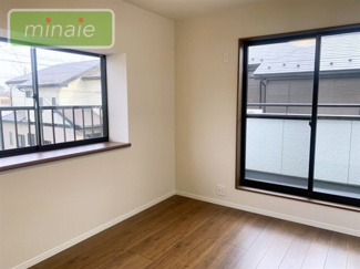 【洋室】 | 平日・土日も見学できます　リフォーム〇　松飛台 | 販売現地