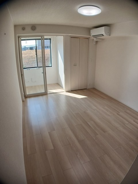 サンシャインヒル細川の居間・リビング