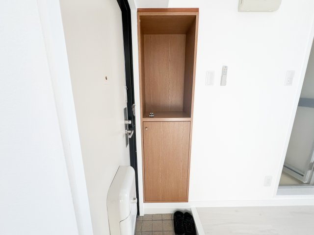 池本マンションの玄関