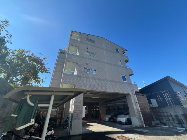 池本マンションの外観