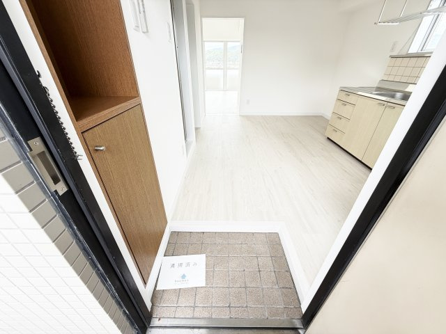池本マンションの玄関