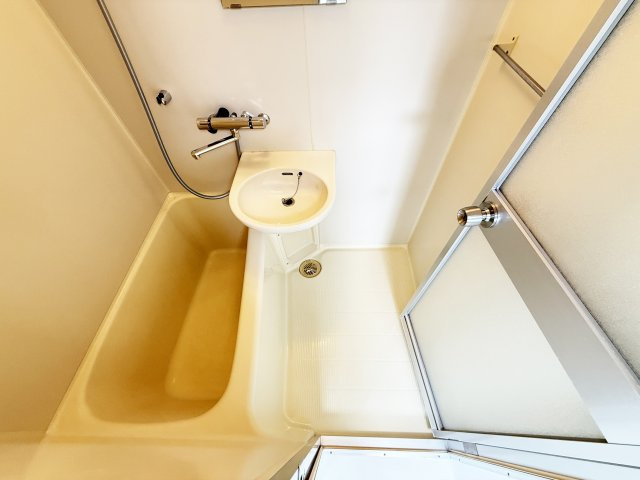 池本マンションの浴室