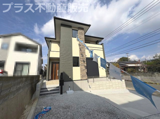 【外観】 | 現地写真。同じ物件を見るなら、プラス不動産販売にお任せ下さい。