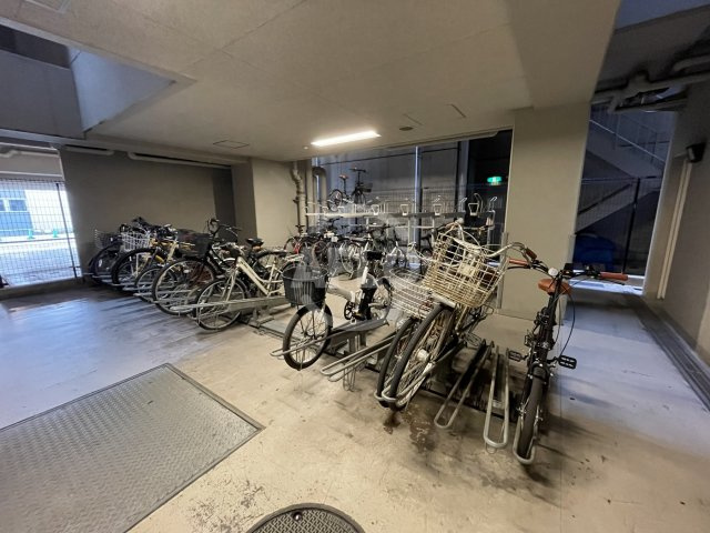 レジディア江戸堀のその他共用部分|レジディア江戸堀　駐輪場