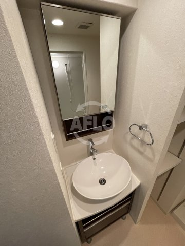 レジディア江戸堀の独立洗面台|レジディア江戸堀　独立洗面台