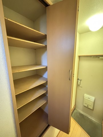 グランリッツ府中小柳町の収納