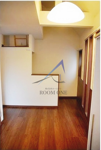 アーバンプレイス北新宿Ⅱの居間・リビング|洋室のお部屋です。