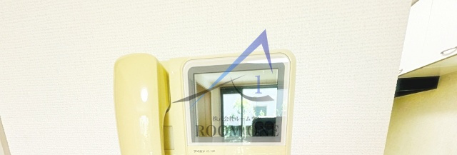 グランルナのセキュリティ|モニター付きインターホンです。