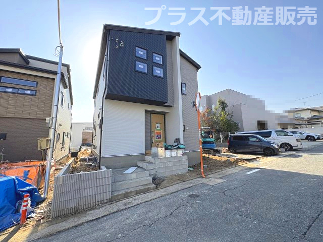 【外観】 | 糟屋郡志免町王子2丁目　8号棟（全8棟）【仲介手数料無料・0円】 | 現地写真。プラス不動産販売なら、現場の全ての棟をまとめてご見学頂けます。