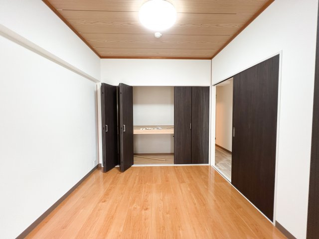 第一レジデンスの洋室