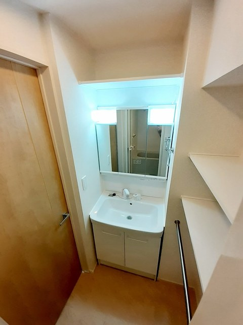 マリオ葛島　Ａの独立洗面台|洗面所