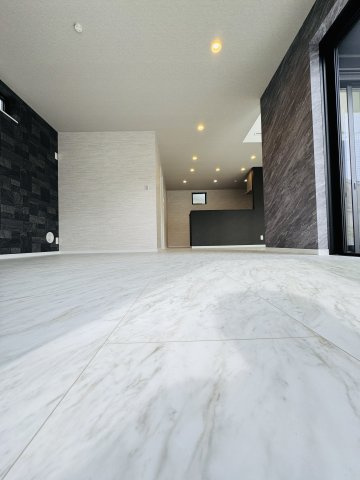 Sky Balcony × 茅ヶ崎新基準の居間・リビング