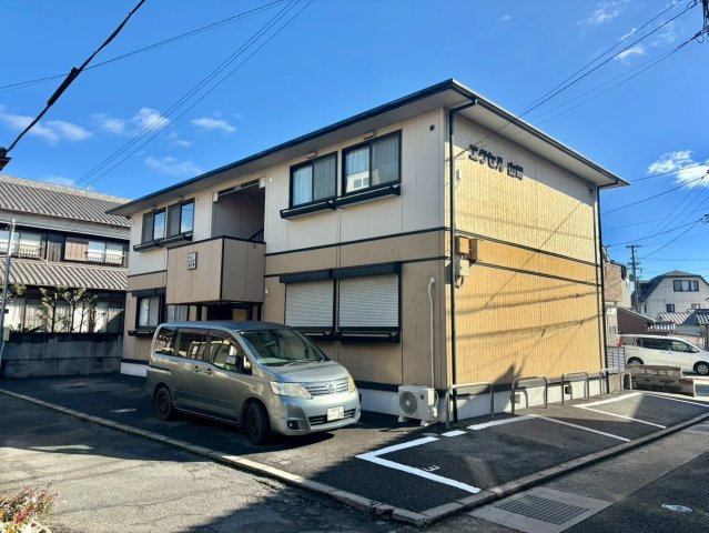 エクセル山崎の外観