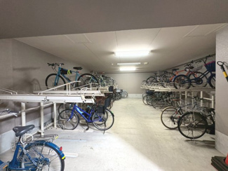 【駐輪場】 | アバンエスパス四条