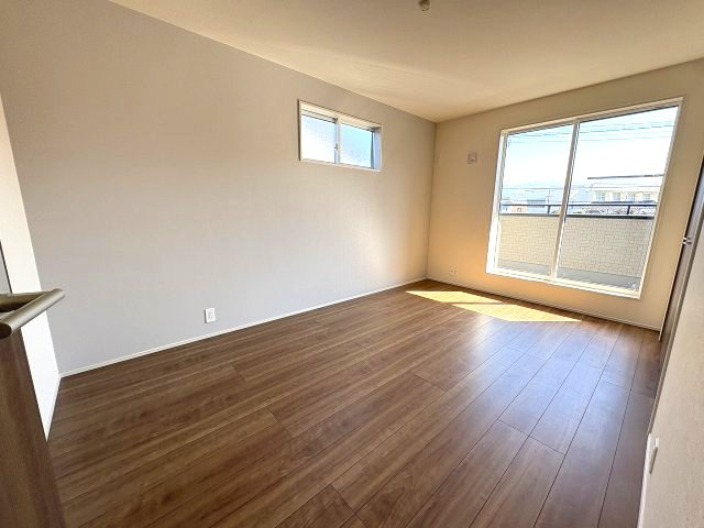 【寝室】 | 糟屋郡志免町王子2丁目　3号棟（全8棟）【仲介手数料無料・0円】 | 現地写真。