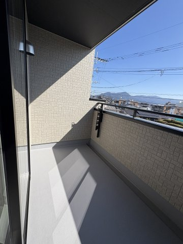 【バルコニー】 | 糟屋郡志免町王子2丁目　3号棟（全8棟）【仲介手数料無料・0円】 | 現地写真。