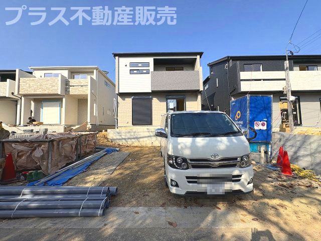 【外観】 | 糟屋郡志免町王子2丁目　3号棟（全8棟）【仲介手数料無料・0円】 | 現地写真。プラス不動産販売なら、現場の全ての棟をまとめてご見学頂けます。