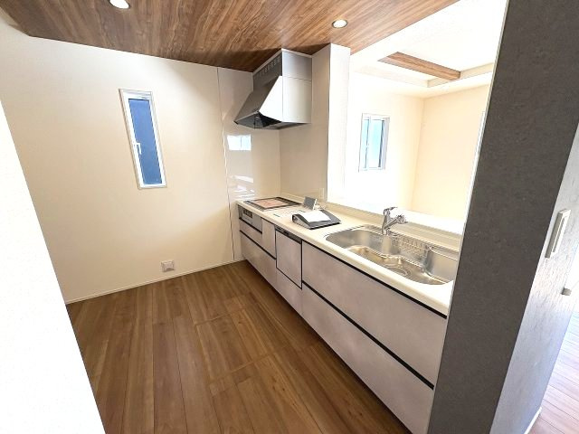 【キッチン】 | 糟屋郡志免町王子2丁目　3号棟（全8棟）【仲介手数料無料・0円】 | 現地写真。