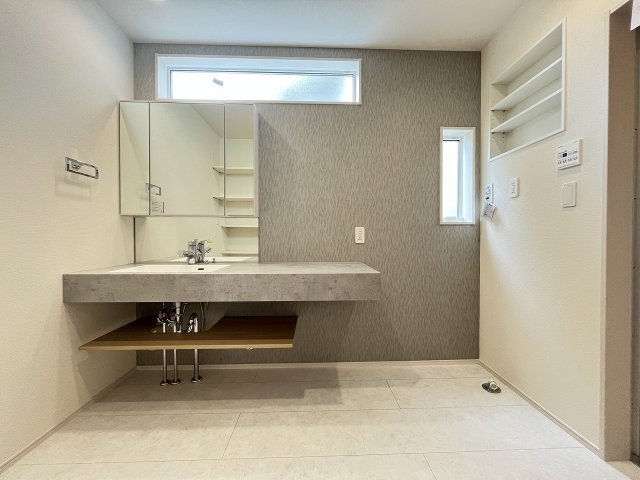 【洗面所】 | 糟屋郡志免町王子2丁目　3号棟（全8棟）【仲介手数料無料・0円】 | 施工例。施工例は完成時と異なる場合があります。