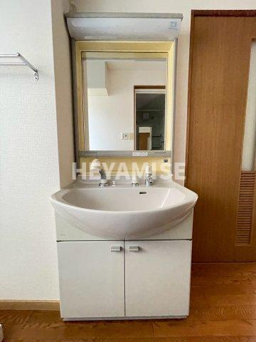 ヴィラシーボルトの独立洗面台|※類似間取りのお部屋の参考画像です※現況を優先します