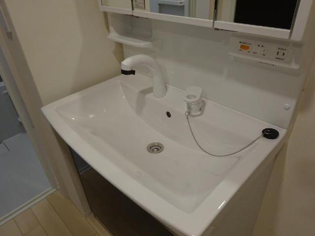 仮)大治町八ツ屋アパートの洗面所|洗髪洗面化粧台（イメージ）