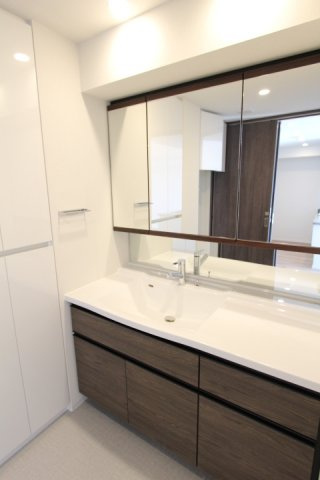 プラウドタワー春日井の洗面所