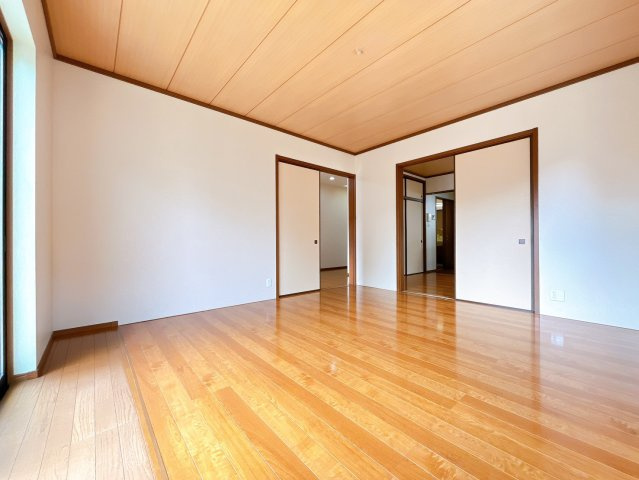 【洋室】 | 前橋市昭和町　中古住宅