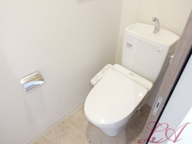 アリエッタＮａｇｏｙａのトイレ|同間取り画像使用
実際のお部屋と色などが異なる場合がございます。