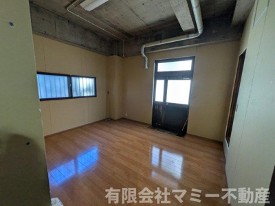  | 新正4丁目住付店舗事務所K