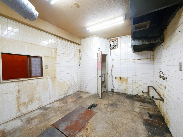 ルミエール新大宮のロビー