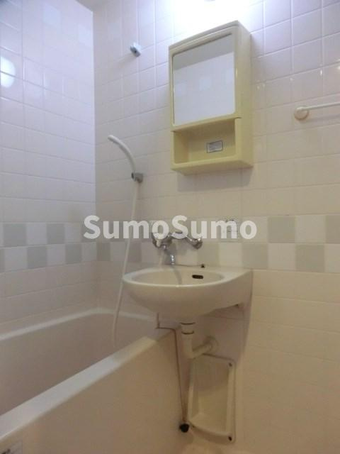 イトーピア三宮アーバンステージの洗面所