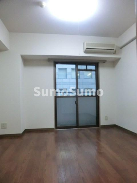 イトーピア三宮アーバンステージの居間・リビング