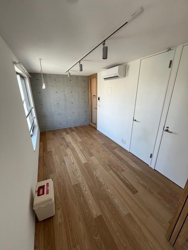 aLATO新宿御苑の内装