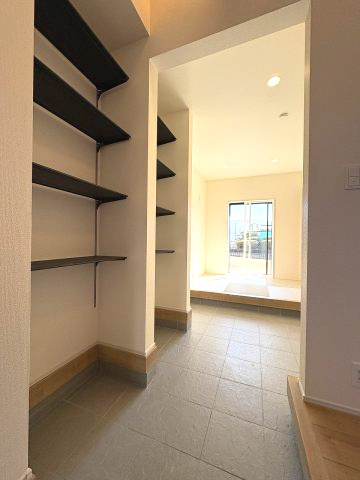 【収納】 | 糟屋郡志免町王子2丁目　4号棟（全8棟）【仲介手数料無料・0円】 | 現地写真。