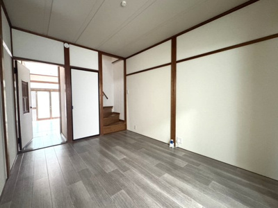 【居間・リビング】 | 上賀茂狭間町貸家