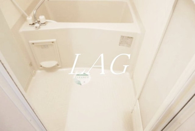 【浴室】 | ＭＥＬＤＩＡ松島四丁目 | お風呂です。