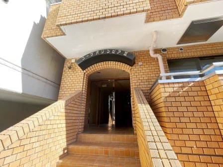 コープオリンピアⅢのエントランス