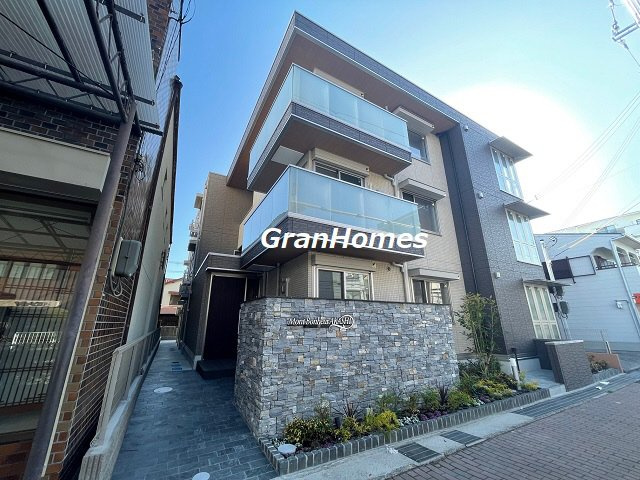 モン・ボヌール明石の外観