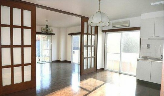 【居間・リビング】