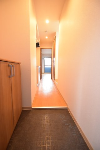 大阪市都島区高倉町２丁目の賃貸マンションの玄関