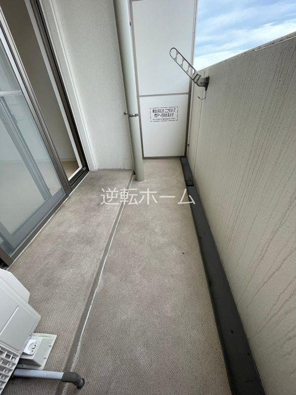 KDXレジデンス神宮前　名古屋市賃貸　仲介手数料無料のバルコニー