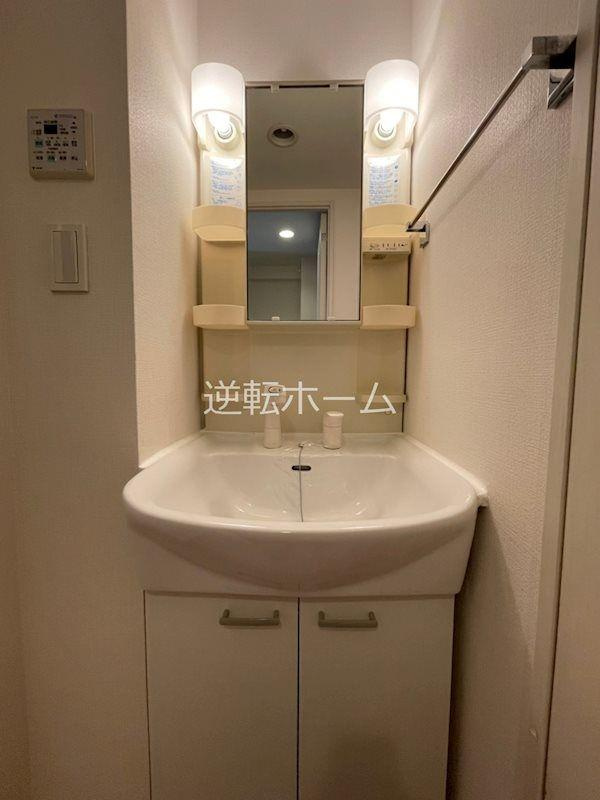 KDXレジデンス神宮前　名古屋市賃貸　仲介手数料無料の洗面所