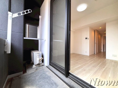 【バルコニー】 | S-RESIDENCE本山 | 外からの目が気にならないバルコニーで洗濯物が干せます