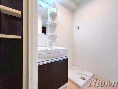 【独立洗面台】 | S-RESIDENCE本山 | 独立洗面台、朝の身支度には欠かせません