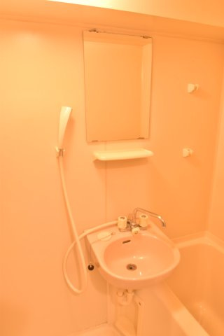 大阪市都島区中野町２丁目の賃貸マンションの洗面所