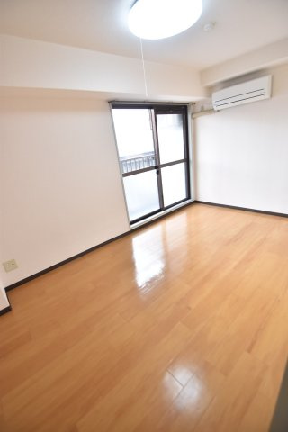 大阪市都島区中野町２丁目の賃貸マンションの寝室