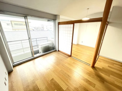 【洋室】 | クレストハウス