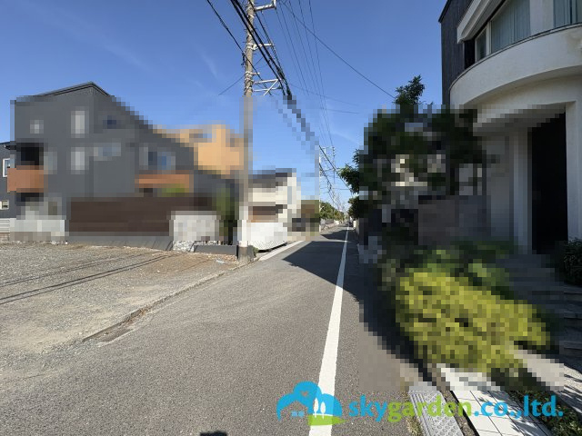 藤沢市鵠沼松が岡4丁目　土地の前面道路含む現地写真