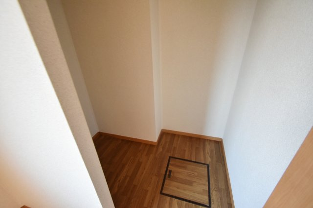 ハイツ・ツゥ・サティの収納|ウォークインクローゼット